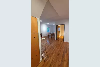 410 Meridian Ave, Miami Beach, FL 33139 - Photo 10