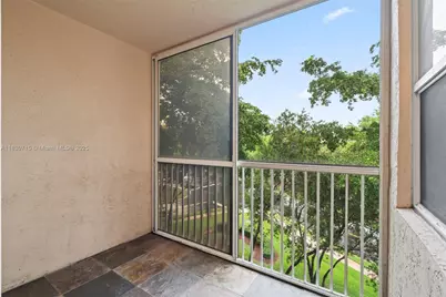 9511 Weldon Cir #G406, Tamarac, FL 33321 - Photo 14
