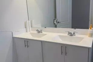 5145 SW 37th St, Pembroke Park, FL 33023 - Photo 14