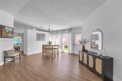 17018 SW 142nd Pl, Miami, FL 33177 - Photo 8