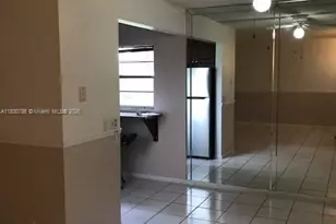 251 SW 134th Way, Pembroke Pines, FL 33027 - Photo 4