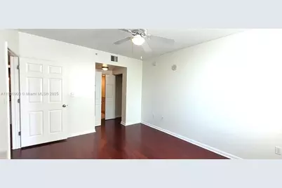 2000 N Bayshore Dr #509, Miami, FL 33137 - Photo 20