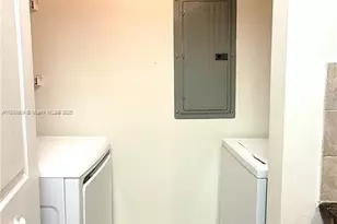 2000 N Bayshore Dr, Miami, FL 33137 - Photo 50