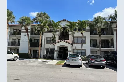 620 S Park Rd #33-2, Hollywood, FL 33021 - Photo 1