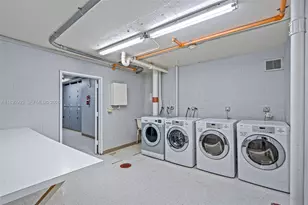 2030 S Ocean Dr, Hallandale Beach, FL 33009 - Photo 34