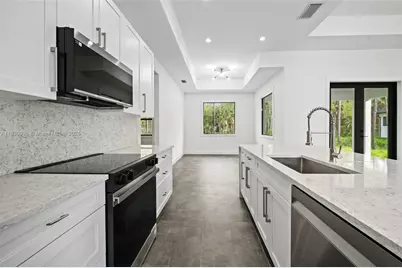 3324 NE 27, Naples, FL 34120 - Photo 16