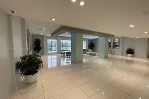 20335 W Country Club Dr, Aventura, FL 33180 - Photo 36