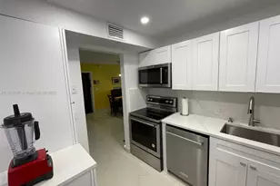 20335 W Country Club Dr, Aventura, FL 33180 - Photo 6