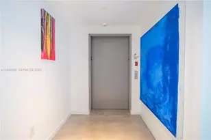 460 NE 28th St, Miami, FL 33137 - Photo 8