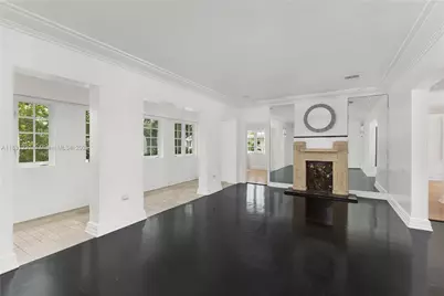 735 14th Pl #3, Miami Beach, FL 33139 - Photo 1