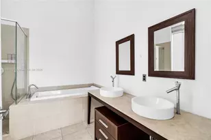 495 Brickell Ave, Miami, FL 33131 - Photo 22