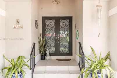 4665 SW 159th Ct, Miami, FL 33185 - Photo 6