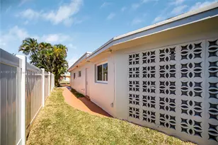 2001 NW 33rd St, Oakland Park, FL 33309 - Photo 32