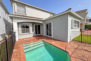 21033 NE 32nd Ave, Aventura, FL 33180 - Photo 2