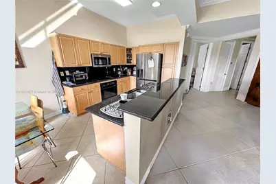 21033 NE 32nd Ave, Aventura, FL 33180 - Photo 10