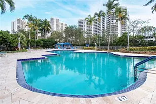 3500 Mystic Pointe Dr, Aventura, FL 33180 - Photo 18