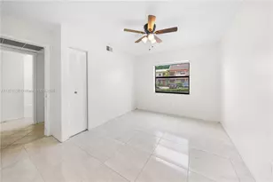 20905 NE 8th Ct, Miami, FL 33179 - Photo 18