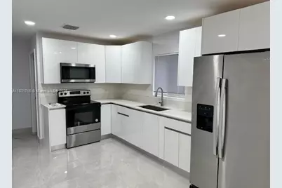 42 SE 10th Ter, Dania Beach, FL 33004 - Photo 8