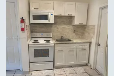 1236 SW 4th St, Miami, FL 33135 - Photo 22