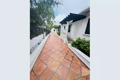 1236 SW 4th St, Miami, FL 33135 - Photo 18