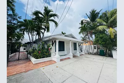 1236 SW 4th St, Miami, FL 33135 - Photo 12