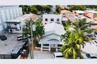 1236 SW 4th St, Miami, FL 33135 - Photo 2