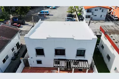 1236 SW 4th St, Miami, FL 33135 - Photo 10