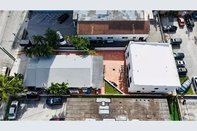1236 SW 4th St, Miami, FL 33135 - Photo 4
