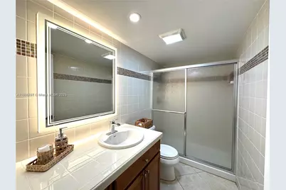 620 NE 12th Ave #102, Hallandale Beach, FL 33009 - Photo 20