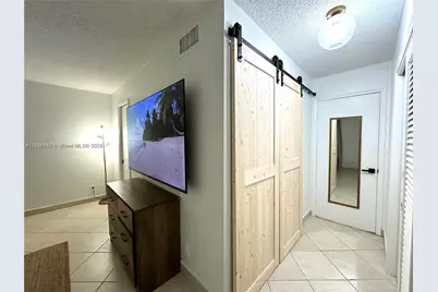 620 NE 12th Ave #102, Hallandale Beach, FL 33009 - Photo 14