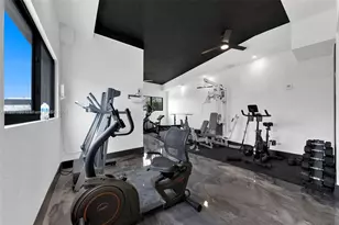 4000 NE 168th St, North Miami Beach, FL 33160 - Photo 36