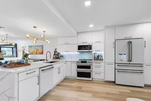 4000 NE 168th St, North Miami Beach, FL 33160 - Photo 6