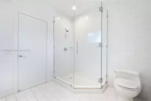 1101 98th St, Bay Harbor Islands, FL 33154 - Photo 12