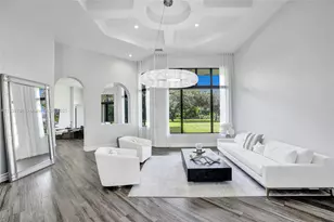 11056 Blackhawk Blvd, Davie, FL 33328 - Photo 10