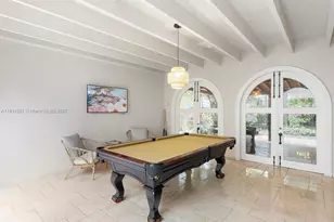 1006 S Greenway Dr, Coral Gables, FL 33134 - Photo 10