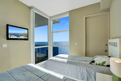 18101 Collins Ave #4206, Sunny Isles Beach, FL 33160 - Photo 32