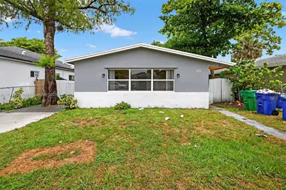 2779 NW 9th Pl, Fort Lauderdale, FL 33311 - Photo 2