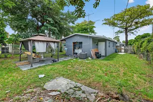 2779 NW 9th Pl, Fort Lauderdale, FL 33311 - Photo 30