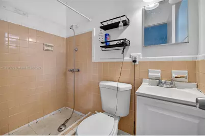 2779 NW 9th Pl, Fort Lauderdale, FL 33311 - Photo 26