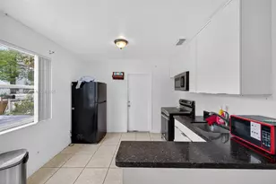 2779 NW 9th Pl, Fort Lauderdale, FL 33311 - Photo 10