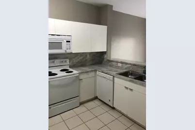 1663 SE 29th St #109, Homestead, FL 33035 - Photo 10