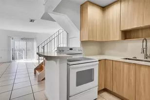 8650 SW 67th Ave, Pinecrest, FL 33156 - Photo 4