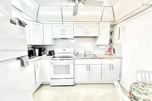 200 178th Dr, Sunny Isles Beach, FL 33160 - Photo 20