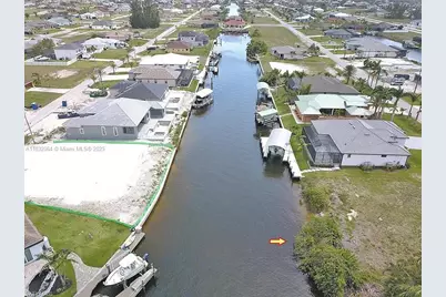 1253 NW 39th Ave, Cape Coral, FL 33993 - Photo 2