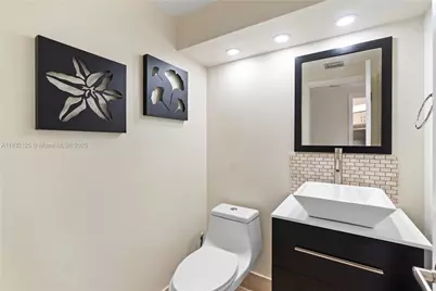 20191 E Country Club Dr #407, Aventura, FL 33180 - Photo 26