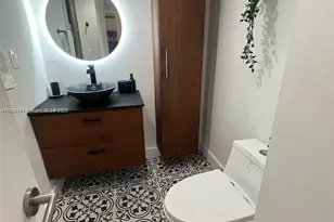 1901 Brickell Ave, Miami, FL 33129 - Photo 10