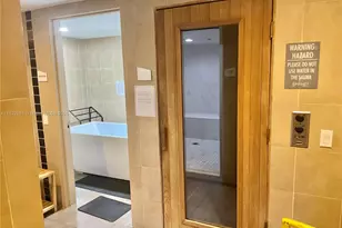 60 SW 13th St, Miami, FL 33130 - Photo 36