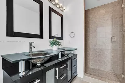 60 SW 13th St #3400, Miami, FL 33130 - Photo 18