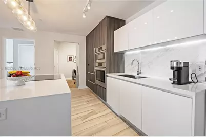 [Address not provided], Miami, FL 33132 - Photo 4