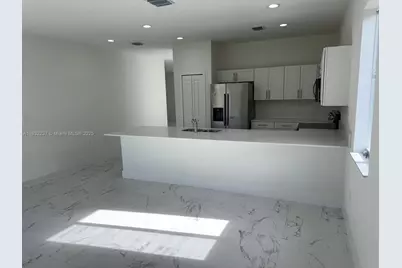 1866 NE 1st St, Homestead, FL 33033 - Photo 8